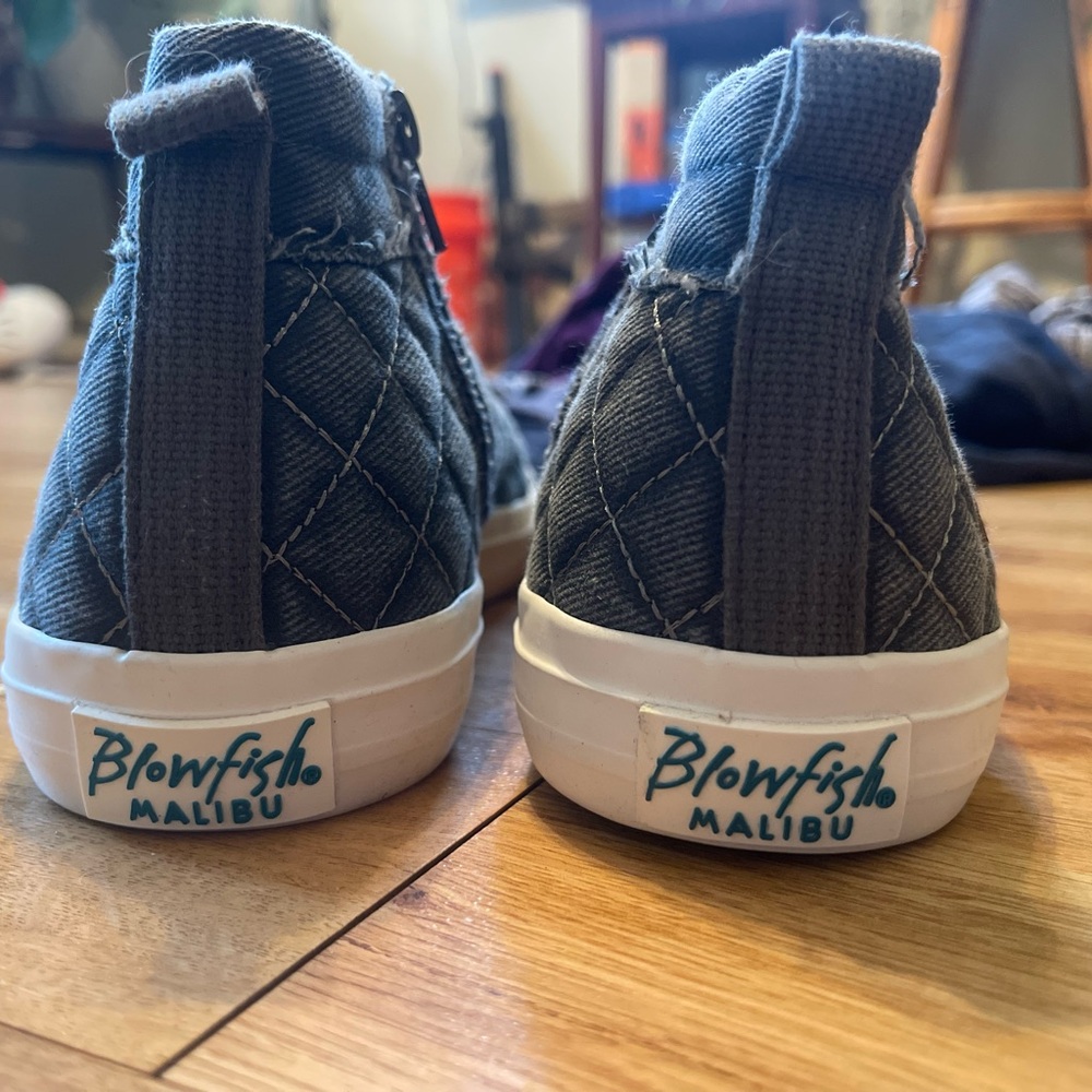 Blowfish Malibu Women's Gray Sneakers
